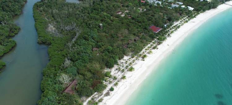 高龙岛疯猴子(MAD Monkey Koh Rong)图片