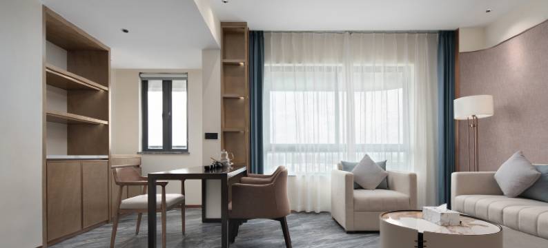 海澜宁邸酒店(新海港码头会展中心店)图片