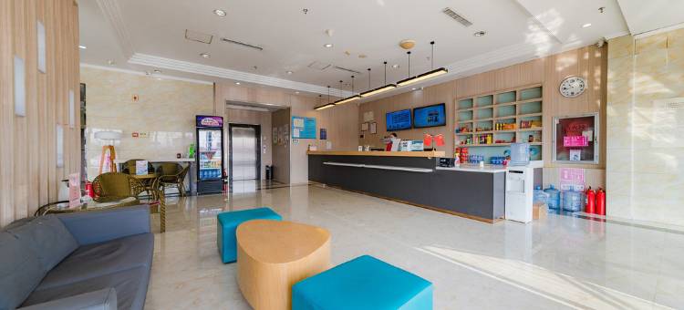 华亚酒店(广饶大王汽车站全福元广场店)图片