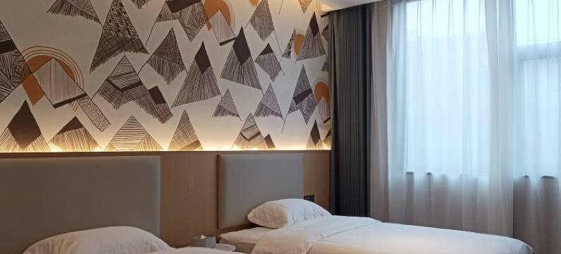 汴京电竞酒店(开封鼓楼广场清明上河园店)图片