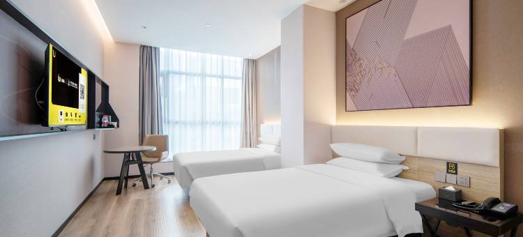 IU酒店(石家庄新百广场湾里庙步行街店)图片