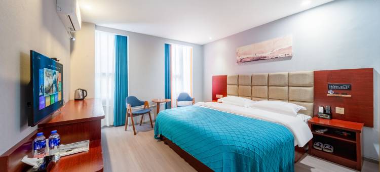 腾龙湾柏悦酒店(花溪公园十里河滩店)图片