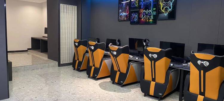 汝阳日月明电竞酒店图片