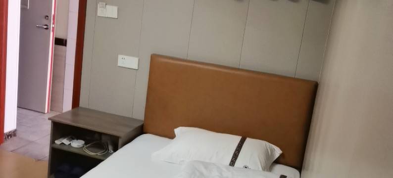 明光保平宾馆图片