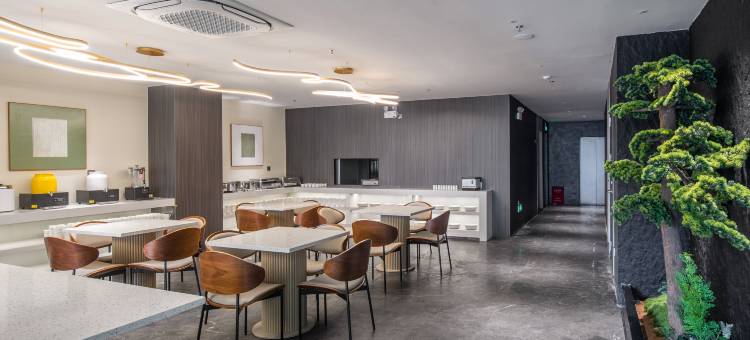 Urba柏纳·国际公寓(潮州古城牌坊街店)图片