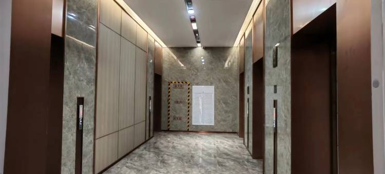 云上·星云电竞影音酒店(济南和谐广场店)图片