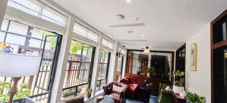 途鑫民宿(重庆金刀峡偏岩古镇店)图片