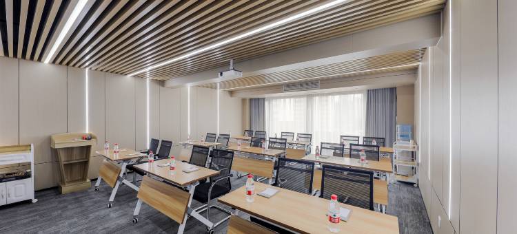 铂顿国际公寓(徐州苏宁广场富国街店)图片