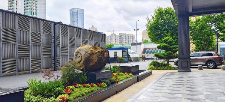 贵州山水大酒店(黔灵山公园北京路地铁站店)图片