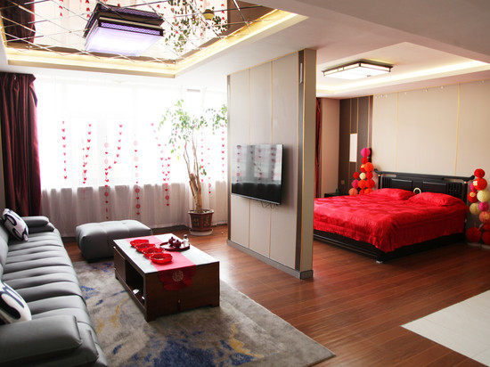 宝泉岭华府商务宾馆