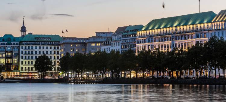 费尔蒙特维尔加雷泽坦酒店(Fairmont Hotel Vier Jahreszeiten)图片