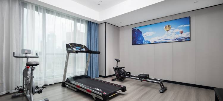 凯里亚德酒店(郑州正弘城枣庄地铁站店)图片