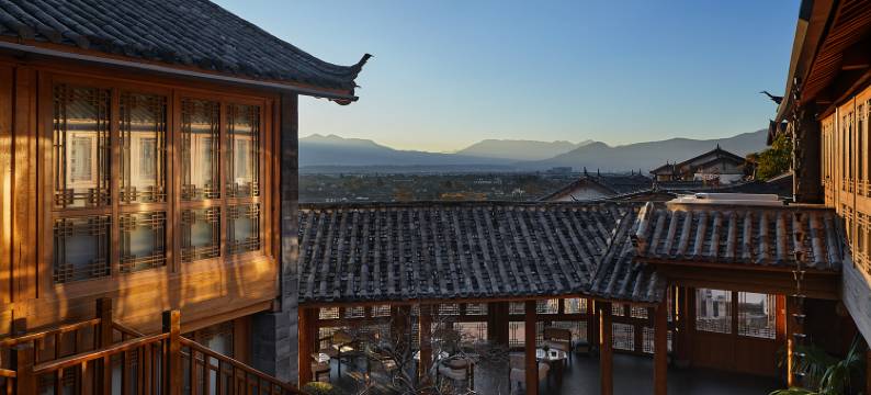 丽江嵌雪楼酒店图片