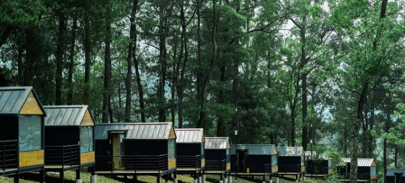 波波卡宾科班隆多玛琅酒店(Bobocabin Coban Rondo Malang)图片