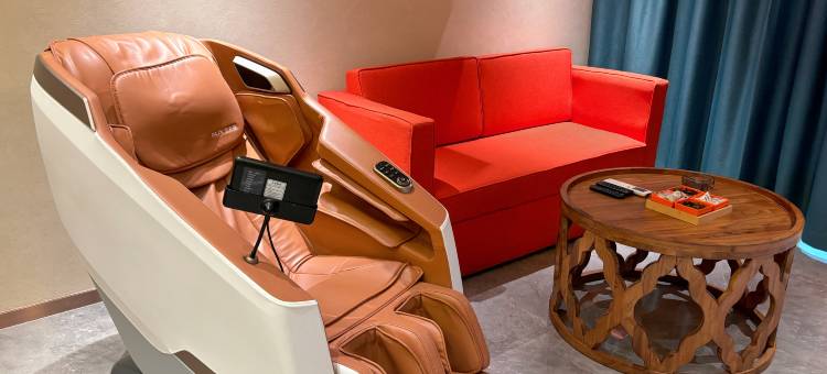 宜然·Loft酒店(喀什行政服务中心小亚郎湿地公园店)图片
