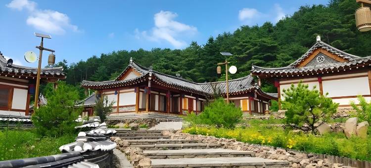 瑞思宾馆(延吉延边大学朝鲜族民俗园店)图片
