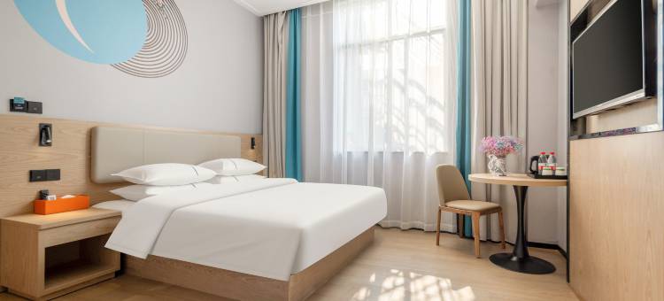 雅美途酒店(靖西绣球大道锦绣古镇店)图片