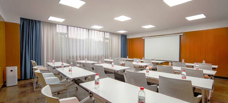 猫山屋文驿酒店(常州高铁北站薛家工业园店)图片