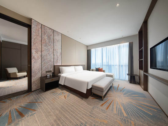 济南国博城绿地铂骊酒店(黄河会展中心店)