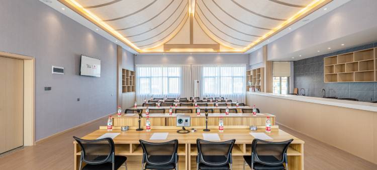 芒市季枫国际酒店(芒市广场店)图片