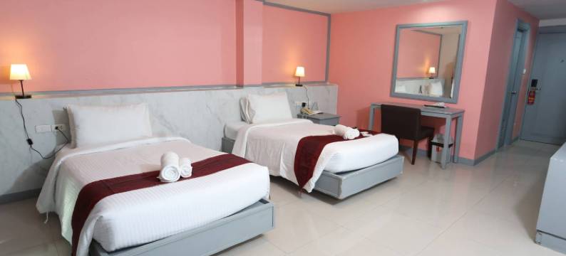 便捷素万那普格兰德普拉斯酒店(Convenient Grand Plus Hotel Suvarnabhumi)图片