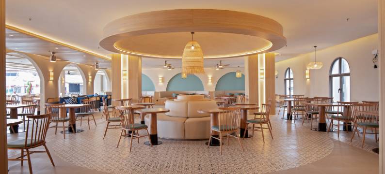 中天塔尼酒店(Jomtien Thani Hotel)图片