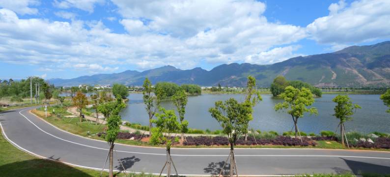 水泽缘Lakeview·云栖湖畔丨白族美学观景民宿(三义国际机场店)图片