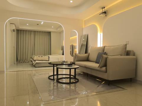 花生观影电竞民宿(海亮广场宽巷子店)