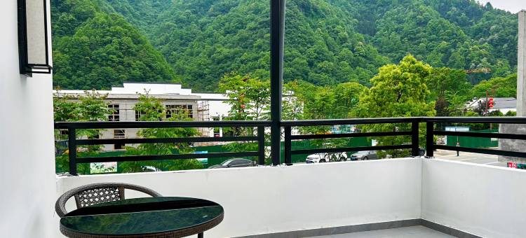 岩下·Cliffhaven民宿(牯牛降景区店)图片