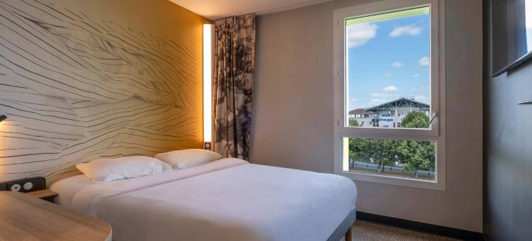 桑特B&B住宿加早餐酒店(B&B Hotel Saintes)图片