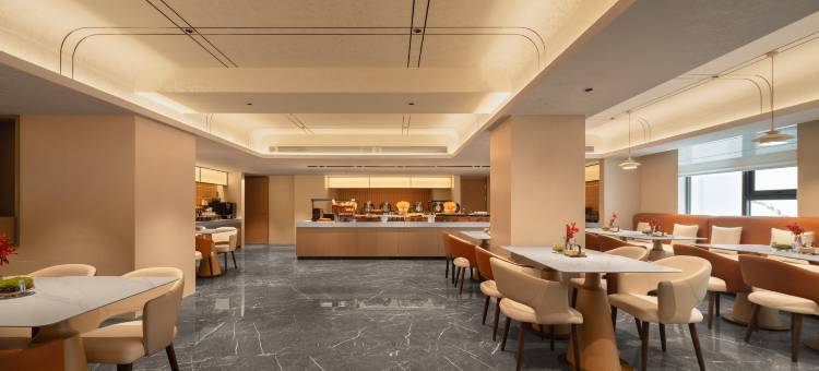 西安钟鼓楼广场亚朵酒店图片