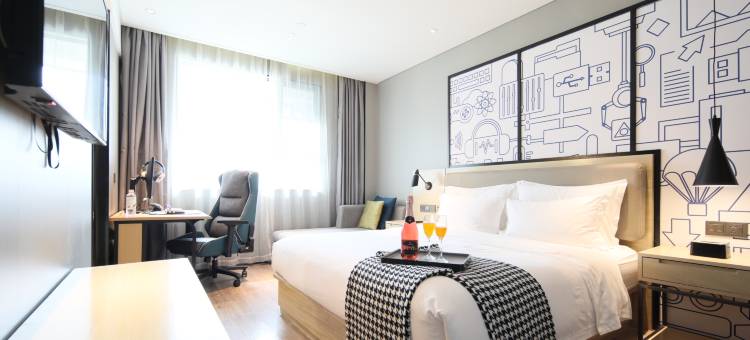 网鱼电竞酒店(武汉广场万松园路店)图片