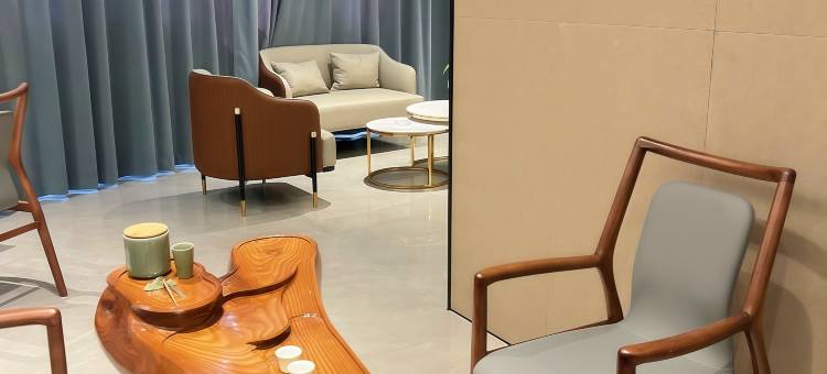 阿拉尔曼雅酒店图片