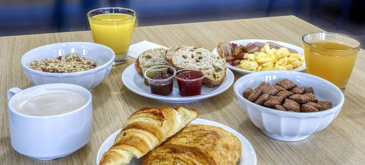 昂古莱姆家庭旅馆酒店(Hôtel B&B Angoulême)图片