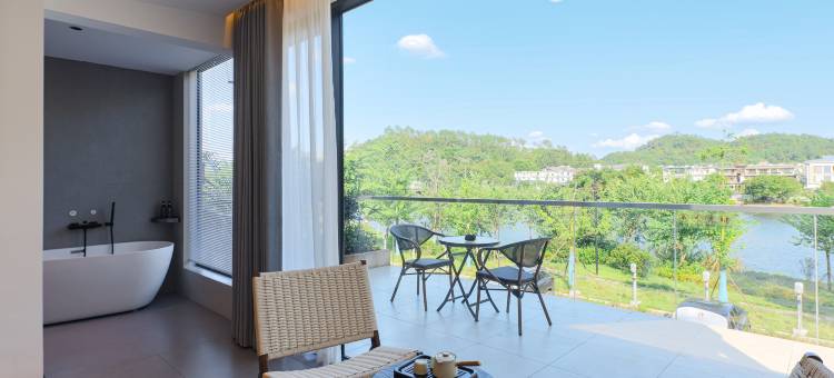 泊屿·寻光民宿(丹霞山风景旅游区水上丹霞店)图片