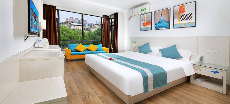 致馨栀子花开酒店(仙桃小南店)图片