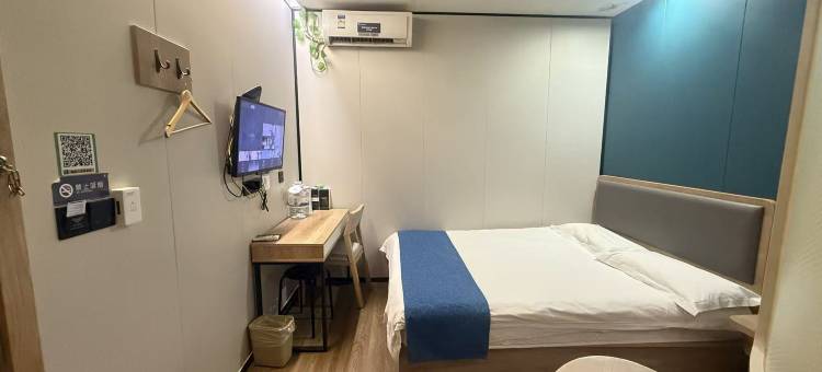 易佰良品酒店(济南火车站融汇老商埠店)图片