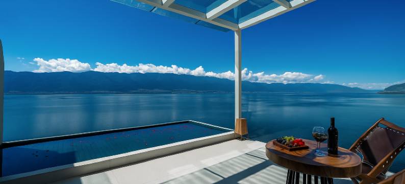 大理梧茗·Holiday Villa海景度假美宿(大理机场洱海店)图片