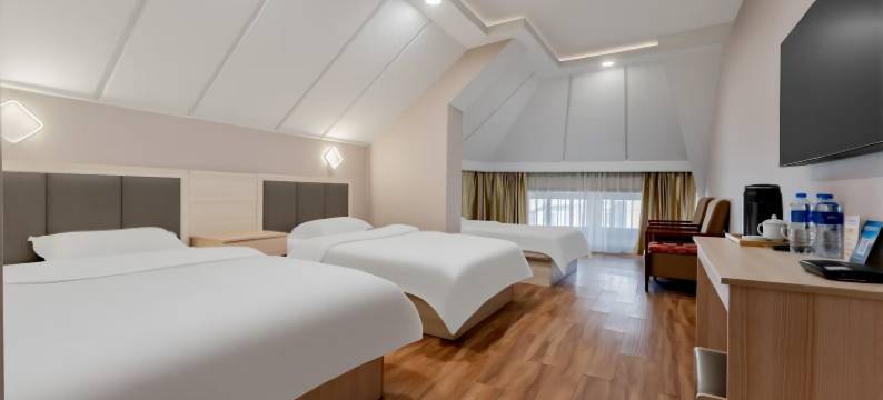 承德裘翠楼宾馆(避暑山庄店)图片