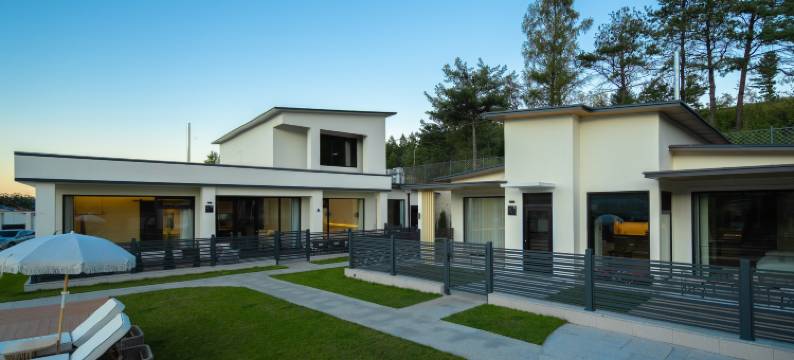 延吉云栖枫林里泳池私汤民宿(延吉朝阳川机场店)图片