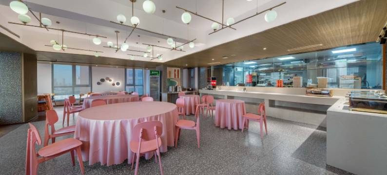 福公馆酒店(郑州中原福塔地铁站店)图片