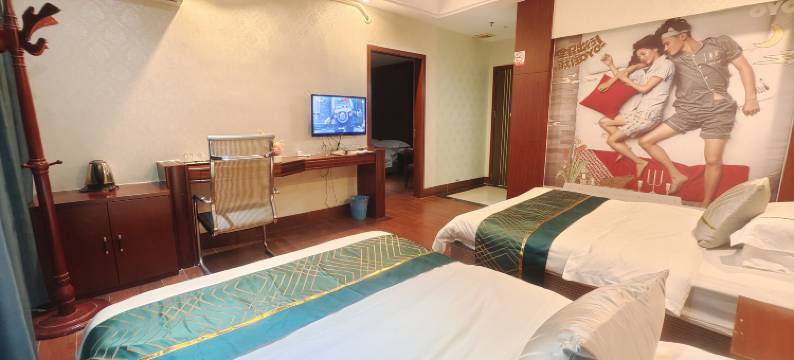 星期天商务酒店(化州火车站店)图片