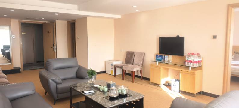 北京西荣阁酒店(四季青桥地铁站店)图片