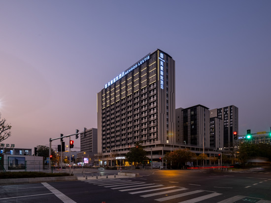 美豪丽致酒店(广州奥体中心棠东地铁站店)