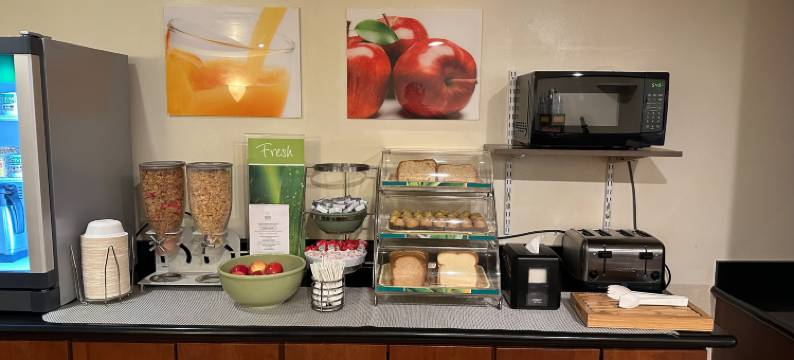 埃弗里特凯艺套房酒店(Quality Inn & Suites Everett)图片