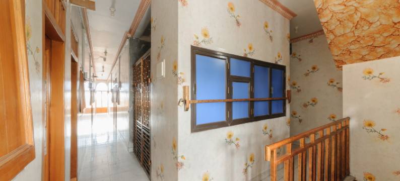 RedDoorz Plus near Mall Sunter图片