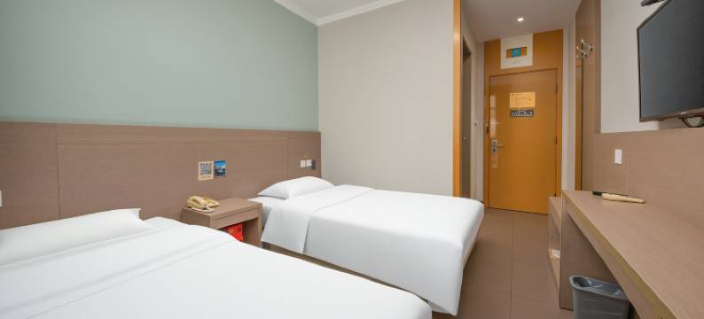 驿家365连锁酒店(石家庄省博物馆富强大街店)图片