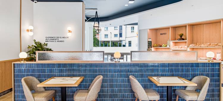 B&B酒店拉科鲁尼亚机场(B&B HOTEL A Coruña Aeropuerto)图片