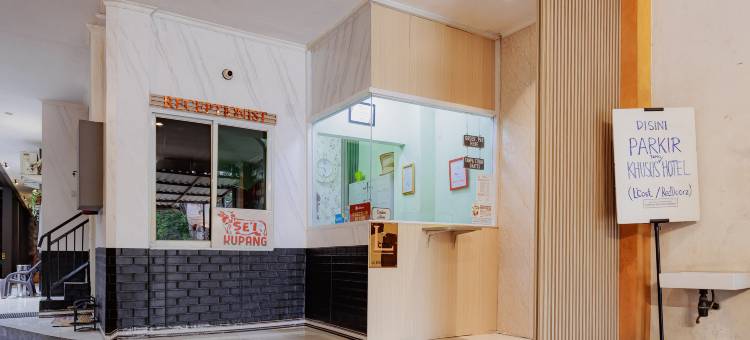 红多兹酒店-近茂物出口(RedDoorz near Exit Toll Bogor)图片