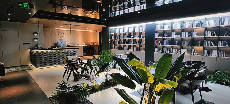 花筑·龍雲山舍(洛阳龙门石窟西北服务区游客中心店)图片